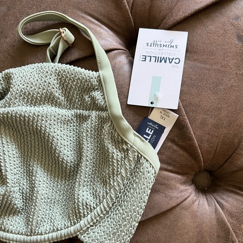 Textured Green Bikini Set - Picture 3 of 5
